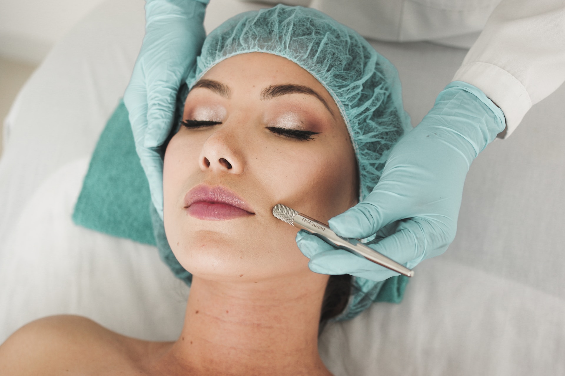 Empower Your Career with Grayclay’s Advanced Diploma of Cosmetic Dermal Science (52850WA)