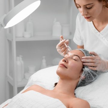 Integrating Holistic Approaches in Medical Aesthetics: Enhancing Client Care