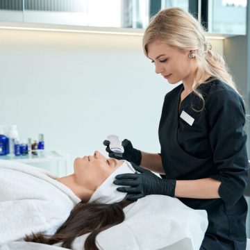 Navigating the Regulations in Cosmetic Nursing: An Essential Guide