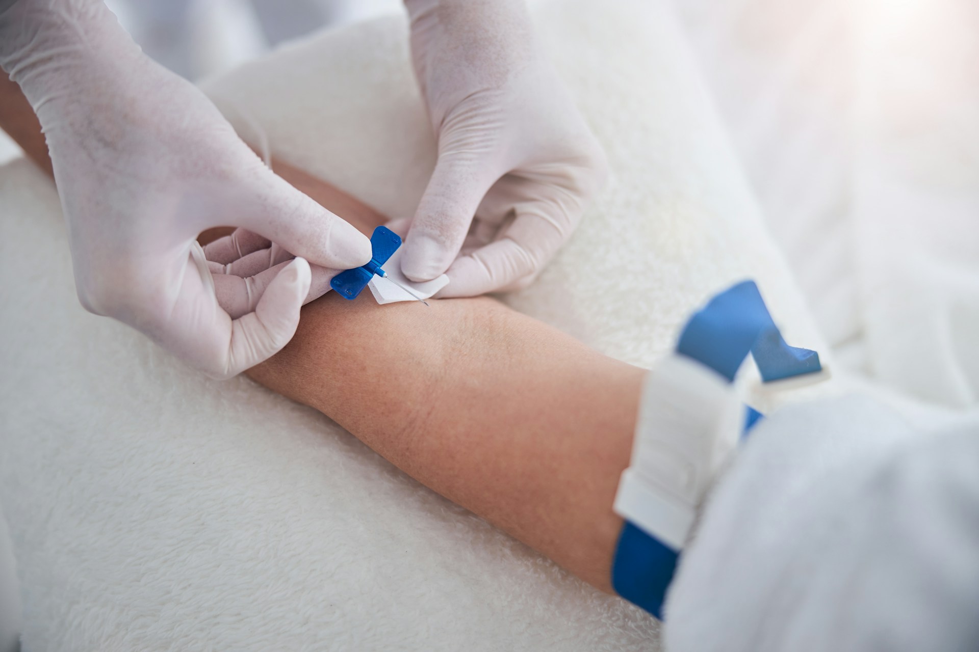 Master Venipuncture & PRP Therapy with Grayclay’s Comprehensive HLTSS00059 Course